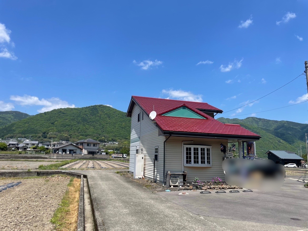 三好郡東みよし町　屋根塗装　破風板金巻き